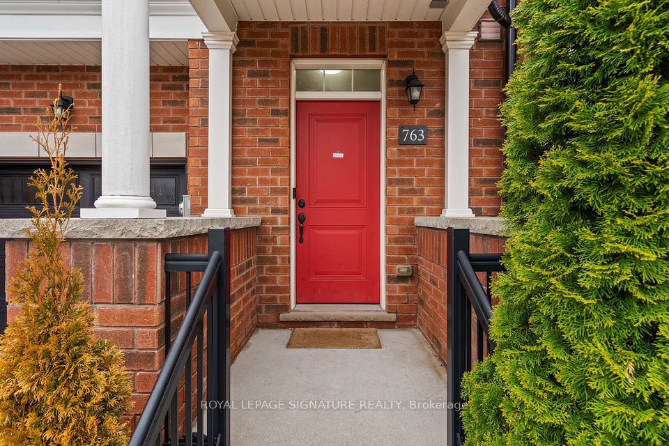 763 Banks Crescent, Milton, ON L9T 9A3
