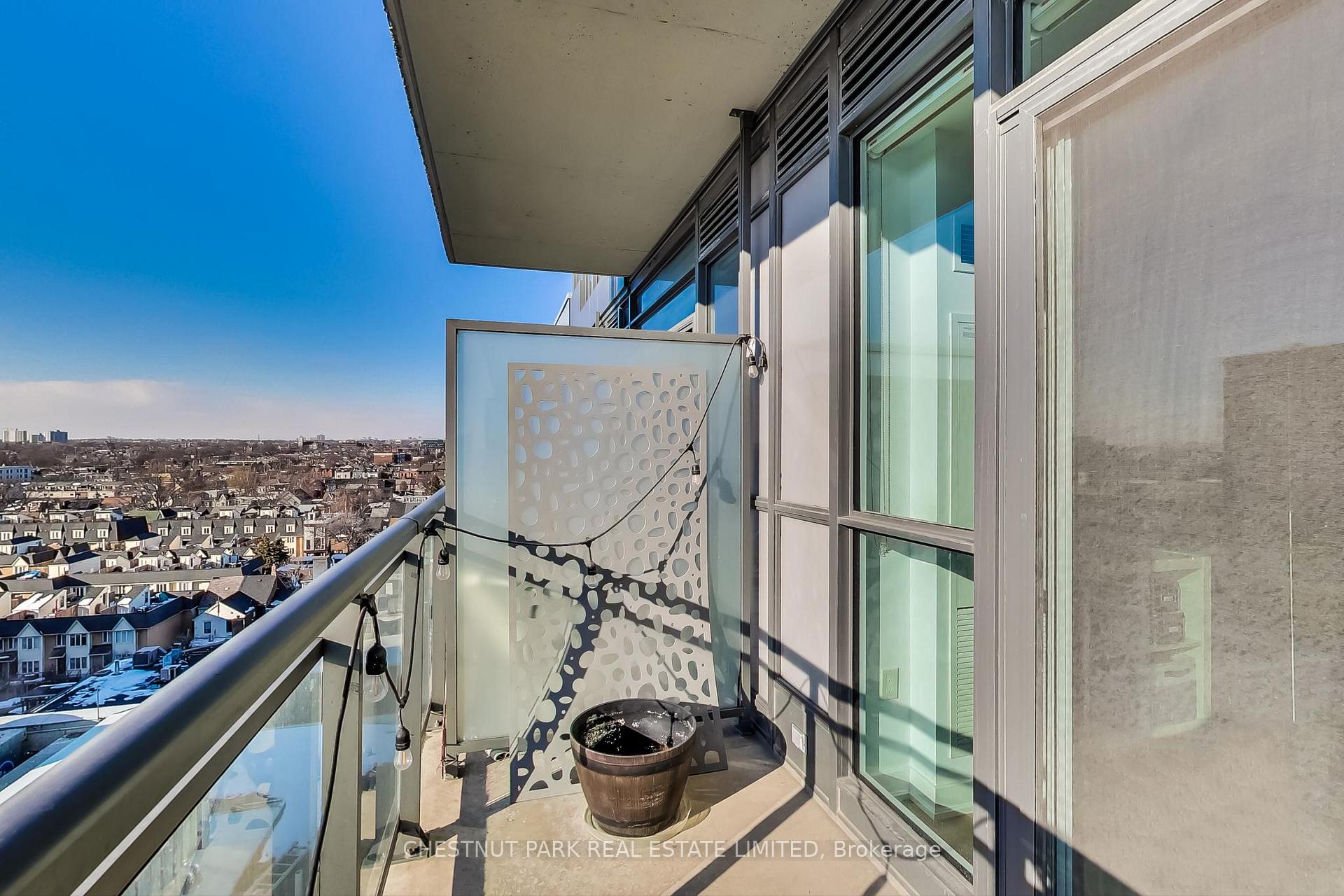 1 Bedroom Condo at 775 King,  Toronto For sale