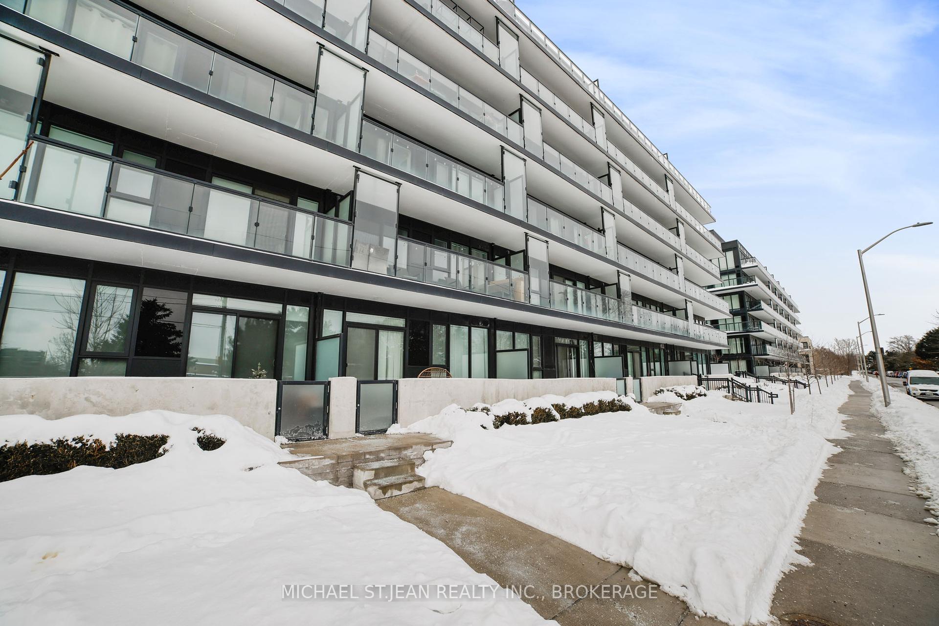 1 Bedroom Condo at 1119 Cooke,  Burlington For sale
