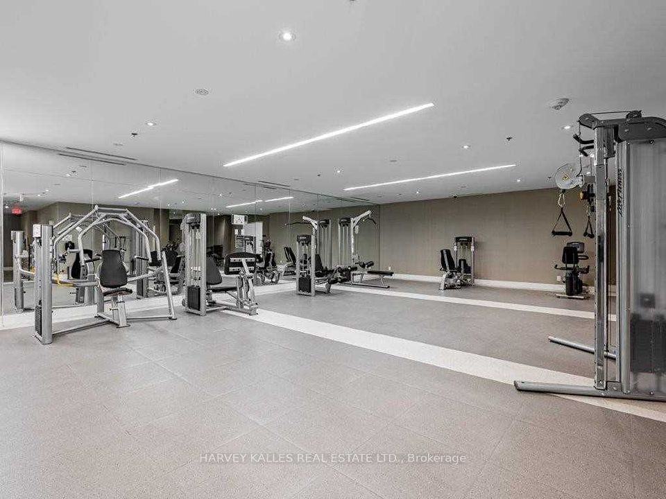 111 St Clair Avenue W 419