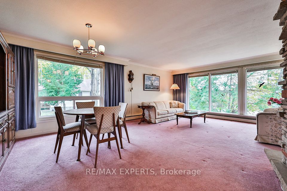 Open concept living/dining room