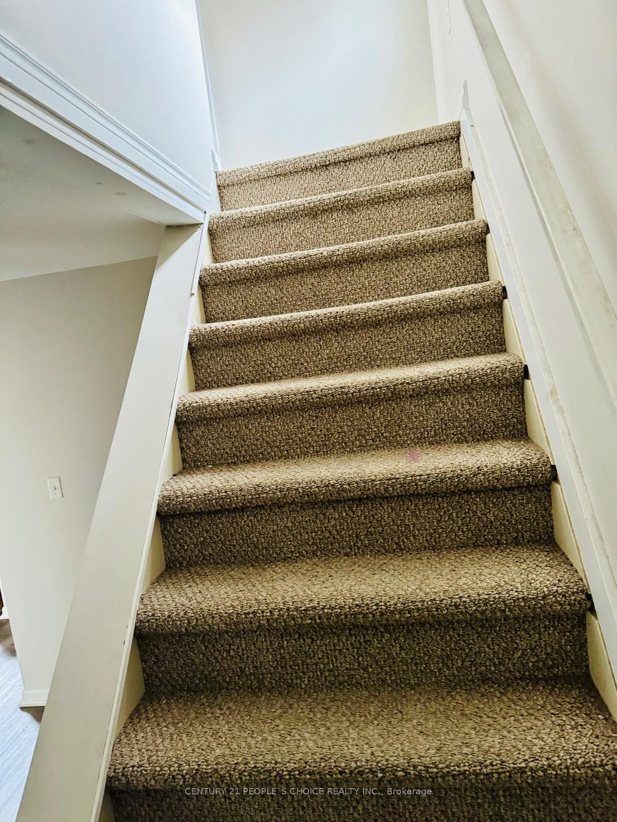 20 Eastbourne Avenue, St. Catharines, ON L2M 5K4
