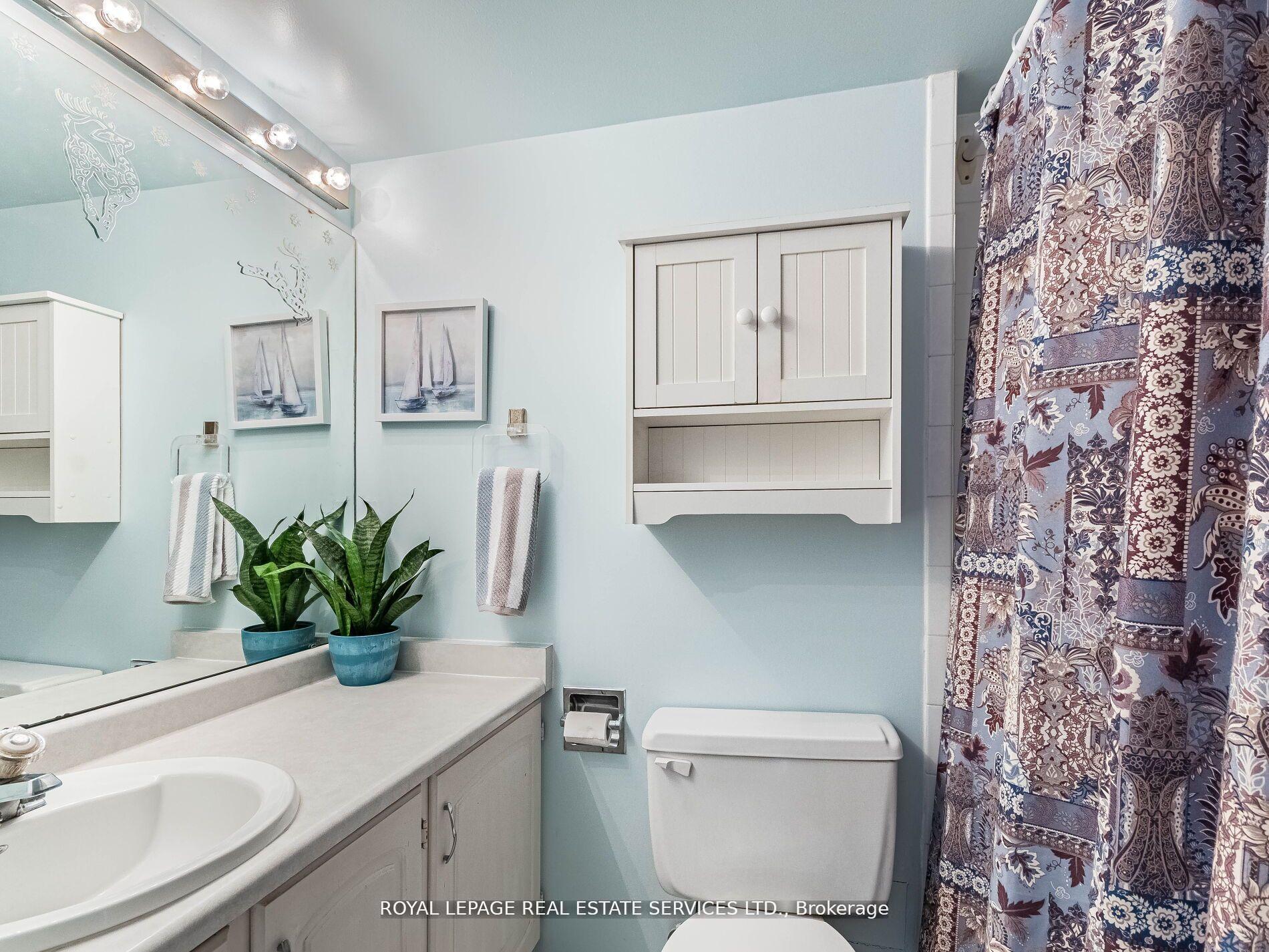 2 Bedrooms Condo at 284 Mill, Toronto For sale