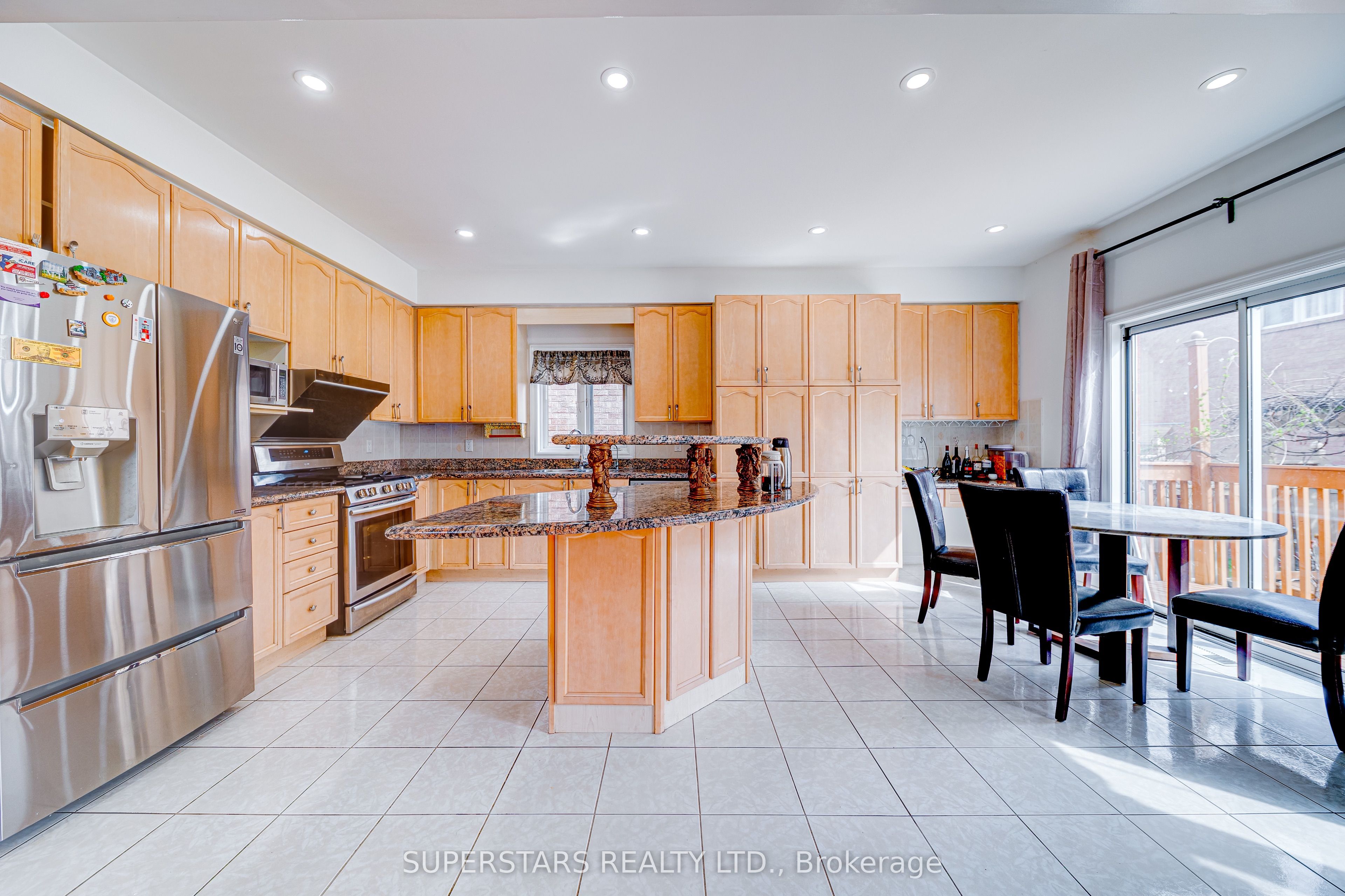 207 Frank Endean Road