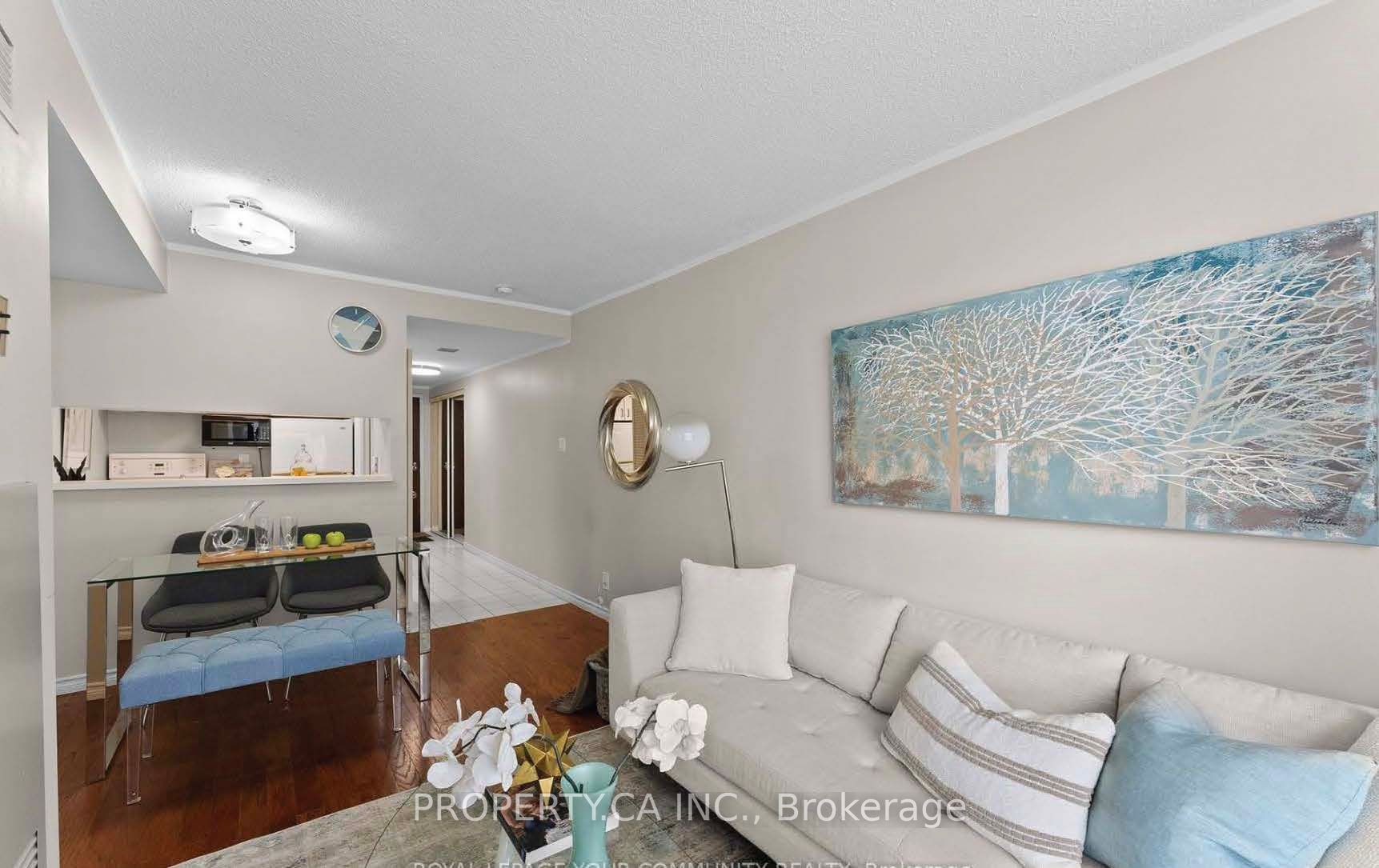 711 Bay Street, #1221