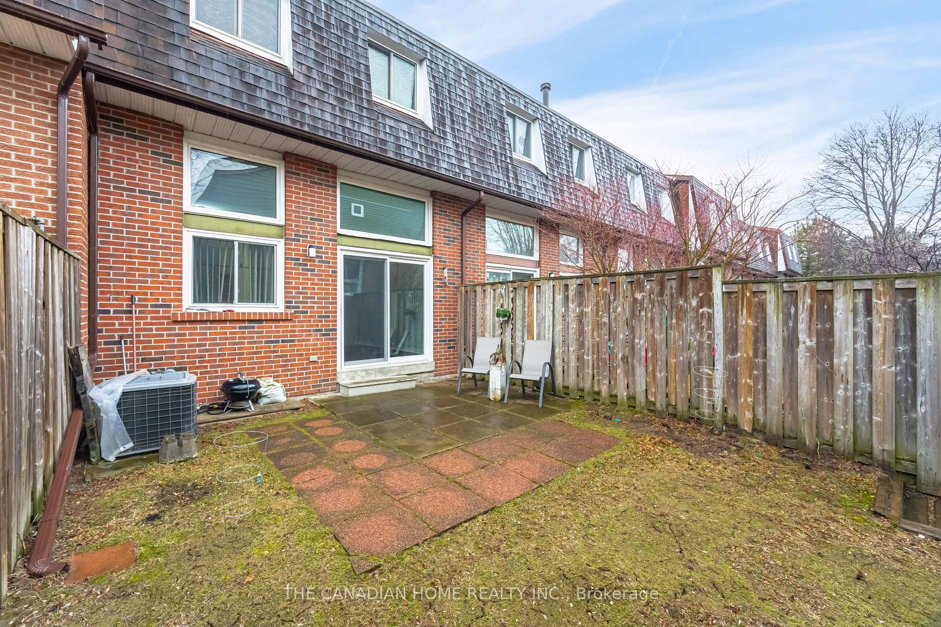 3 Bedrooms Condo at 4662 Kingston, Toronto For sale