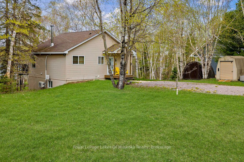 1136 LAKESIDE