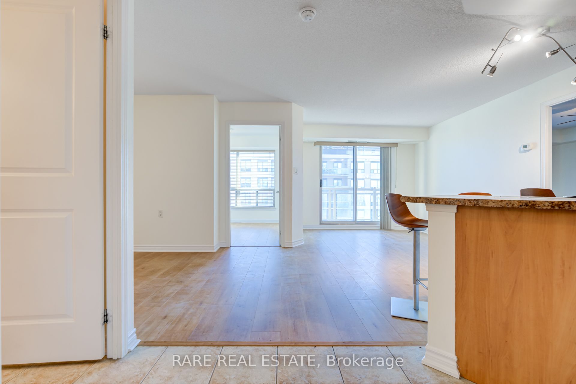 920 Sheppard Avenue W, #708