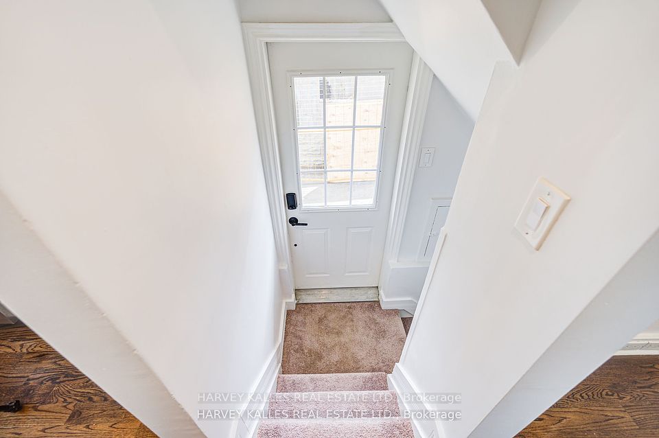 441 Winnett Avenue
