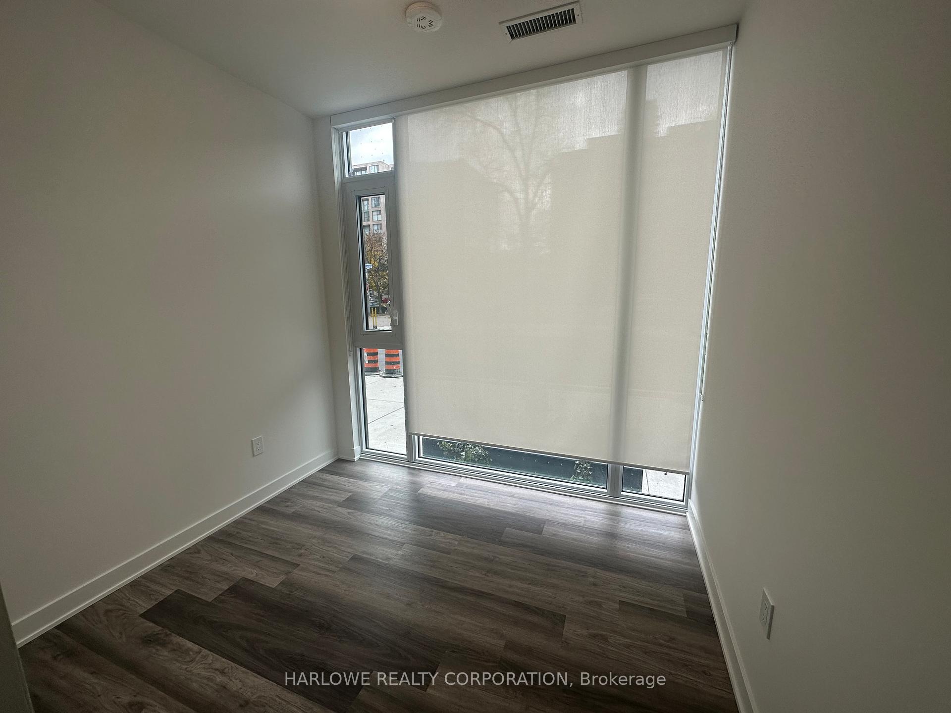 5 Bedrooms Condo at 60 Princess,  Toronto For sale