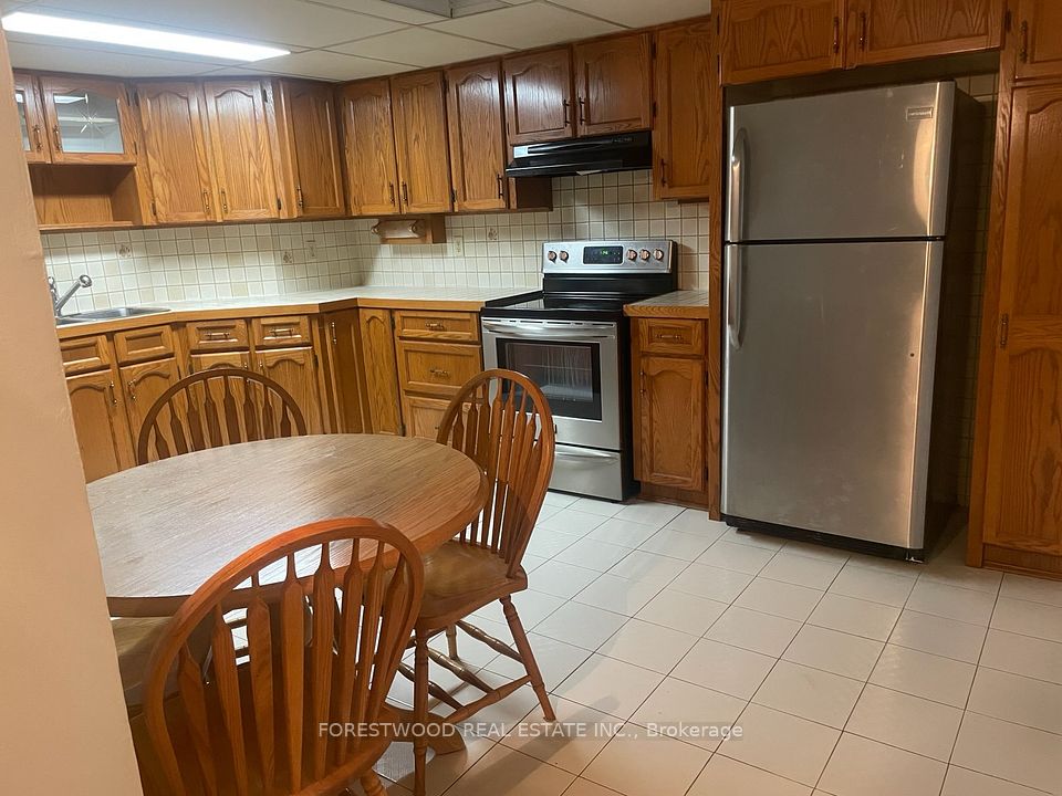 4301 Lee Drive