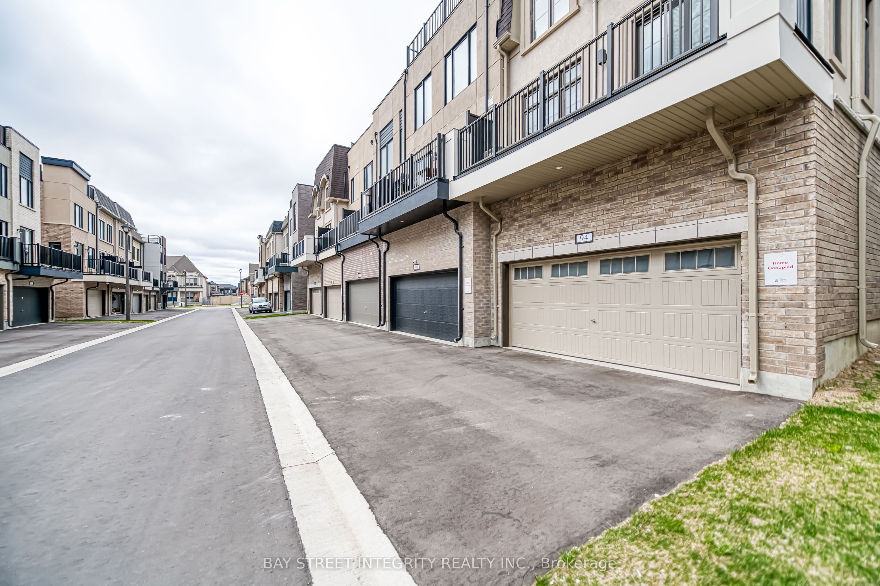 94 Guardhouse Crescent