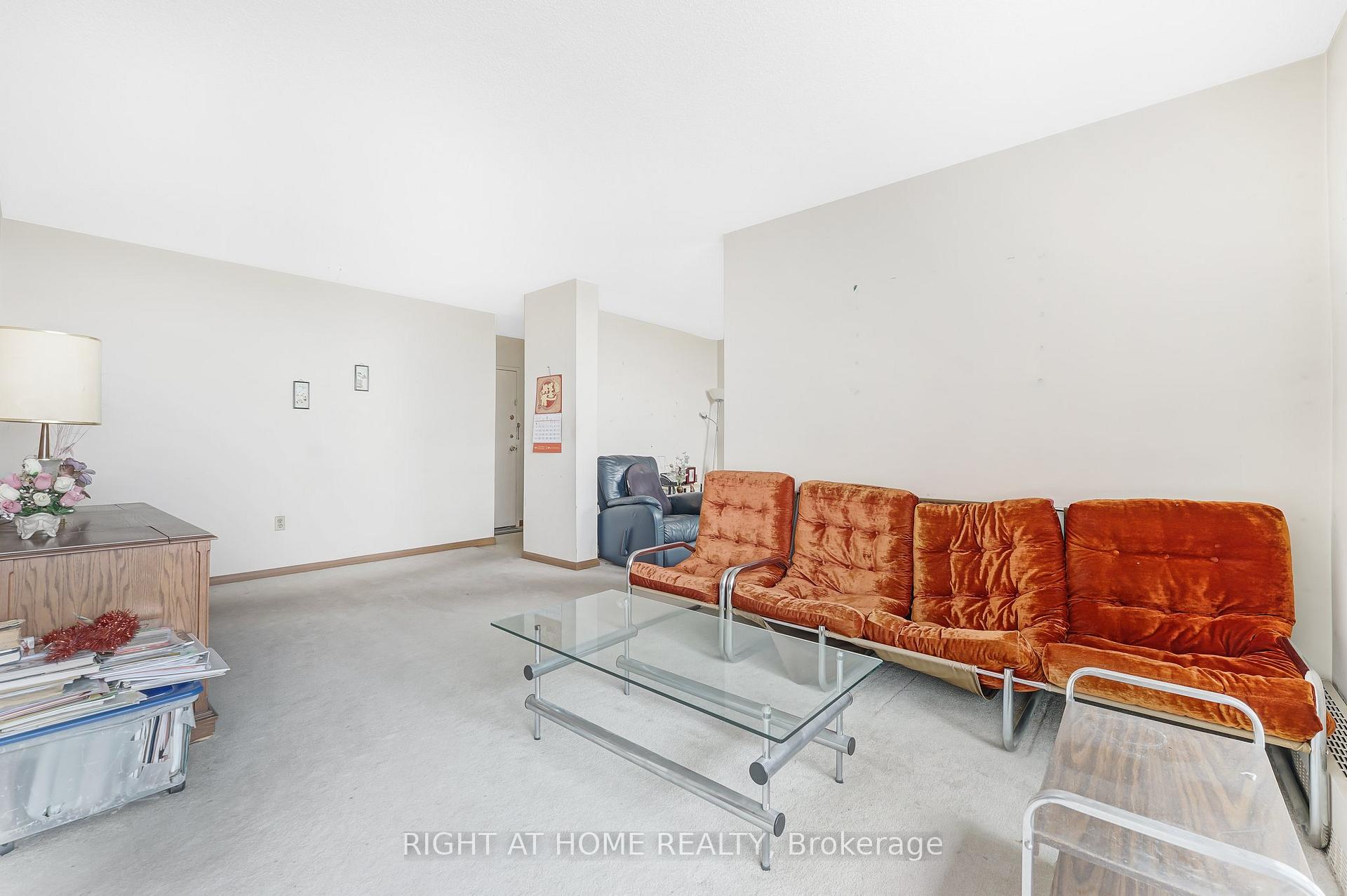 2 Bedrooms Condo at 1250 Bridletowne, Toronto For sale