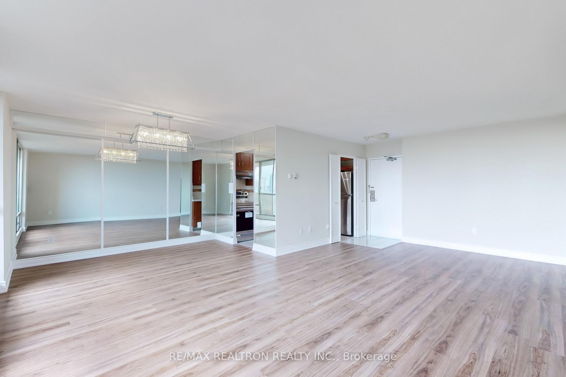 3 Bedrooms Condo at 1 Massey, Toronto For sale