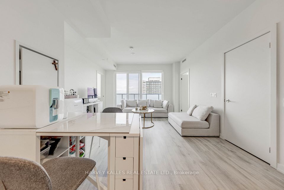 7 Golden Lion Heights N2908