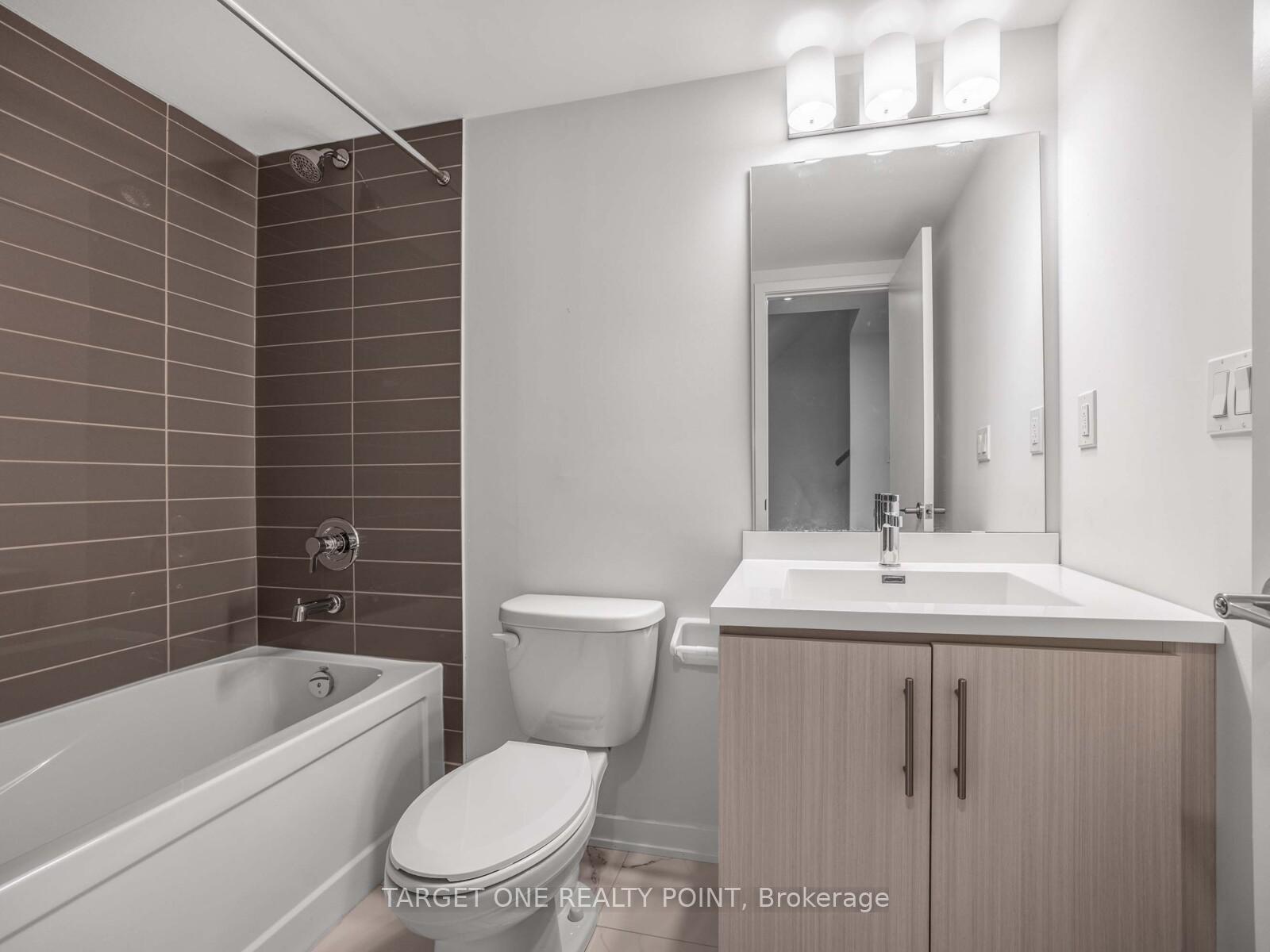 2 Bedrooms Condo at 225 Birmingham, Toronto For sale