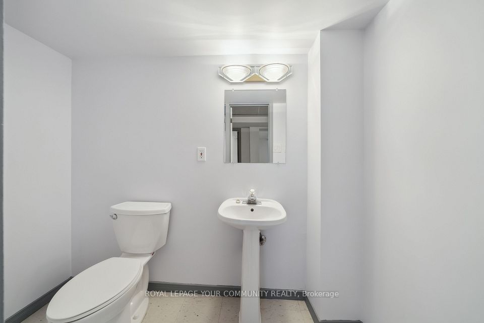 Convenient 2 piece washroom
