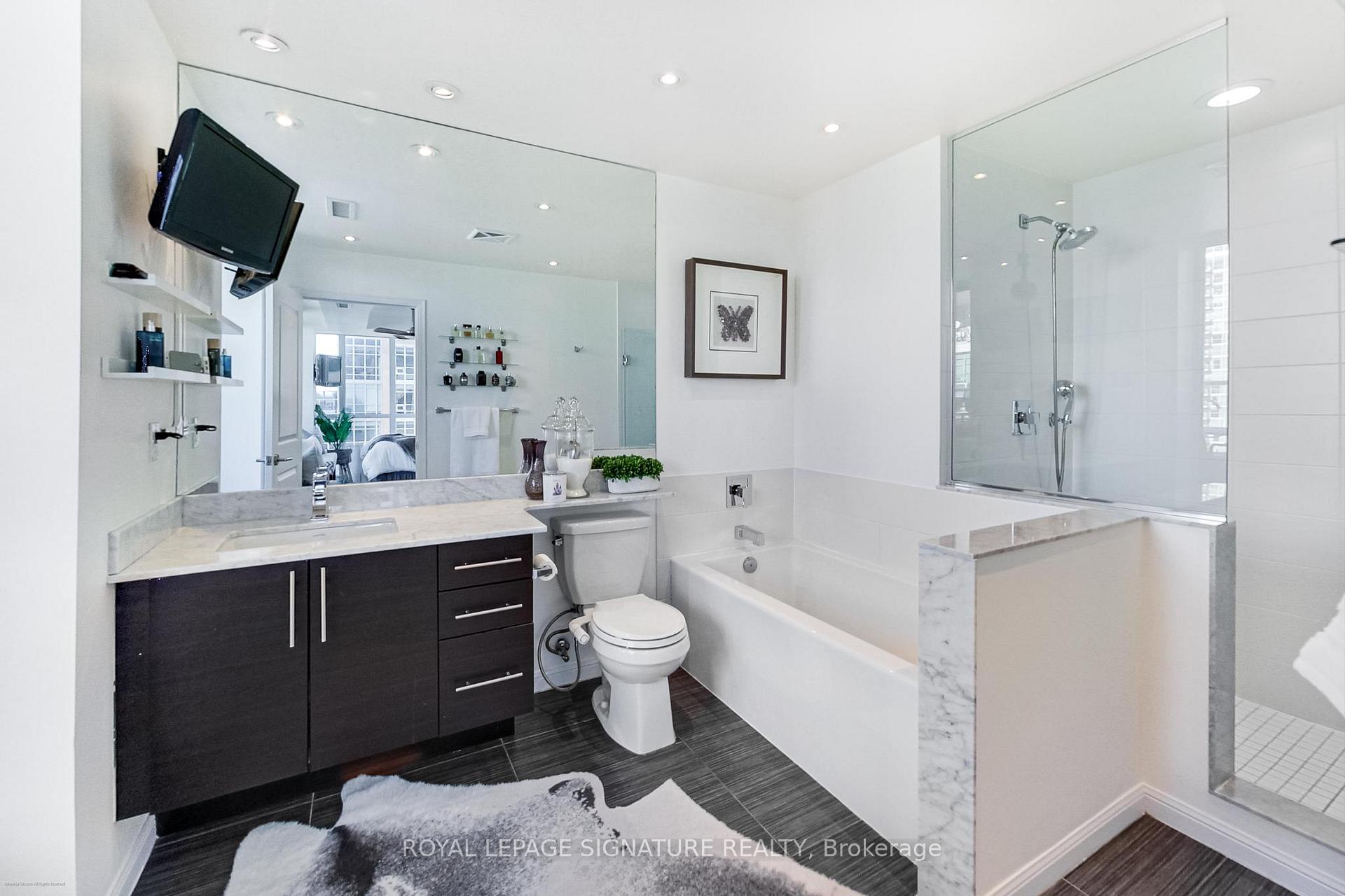 3 Bedrooms Condo at 75 East Liberty, Toronto For sale