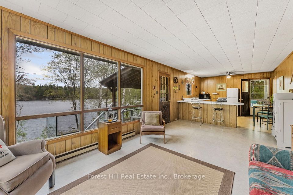 4534 Southwood