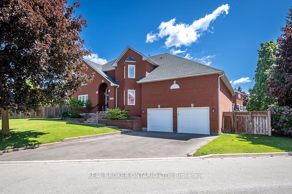 3751 Bishop Strachan