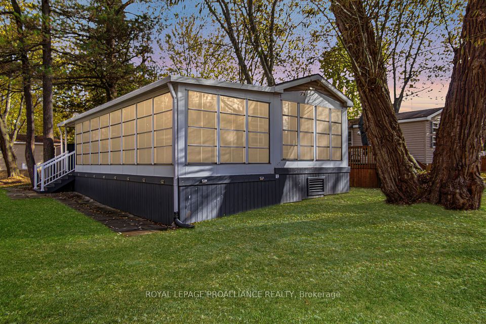 486 County Rd 18-3 Park Meadow