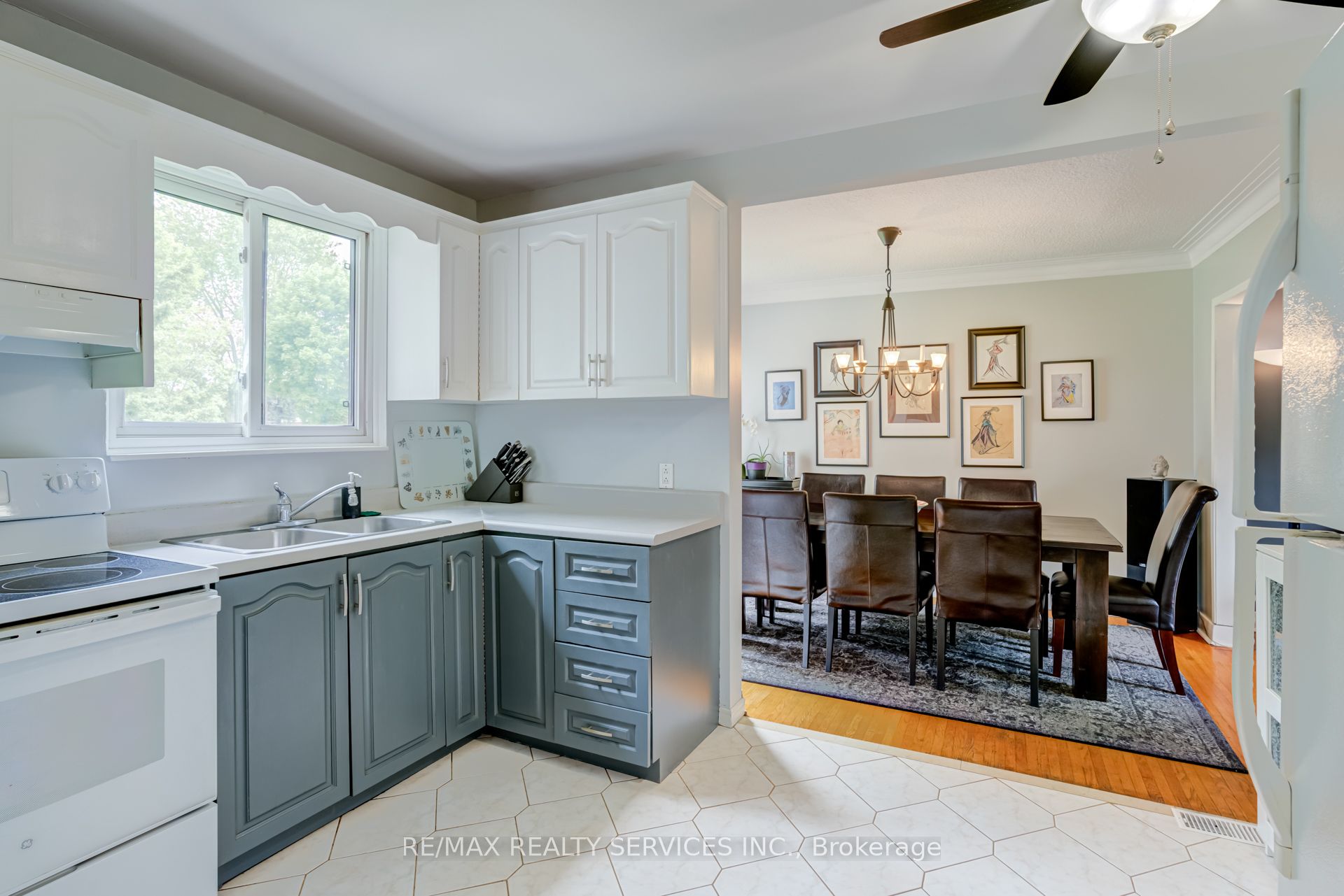 1076 Orchard Road