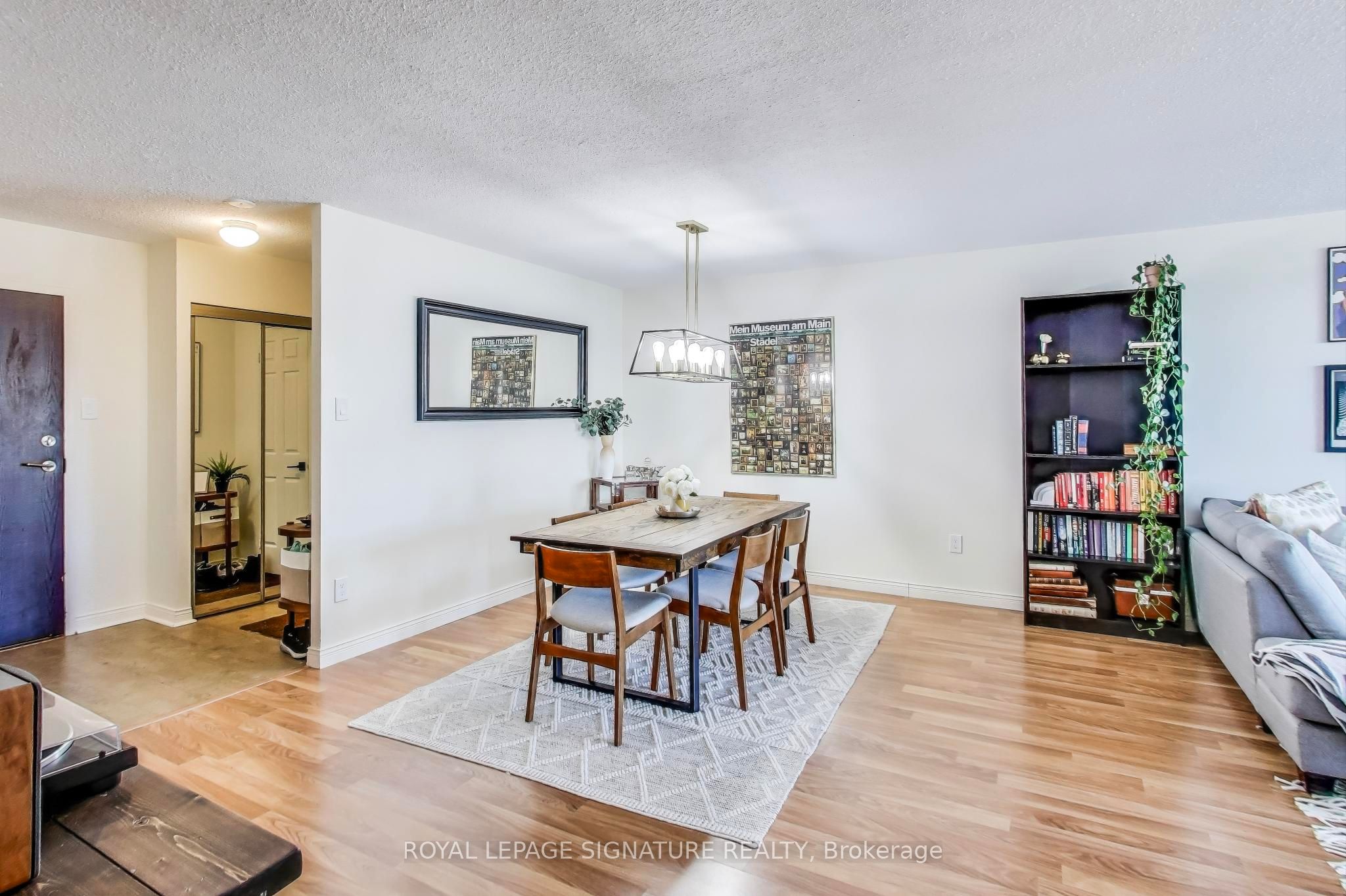 33 Elmhurst Avenue, #2107