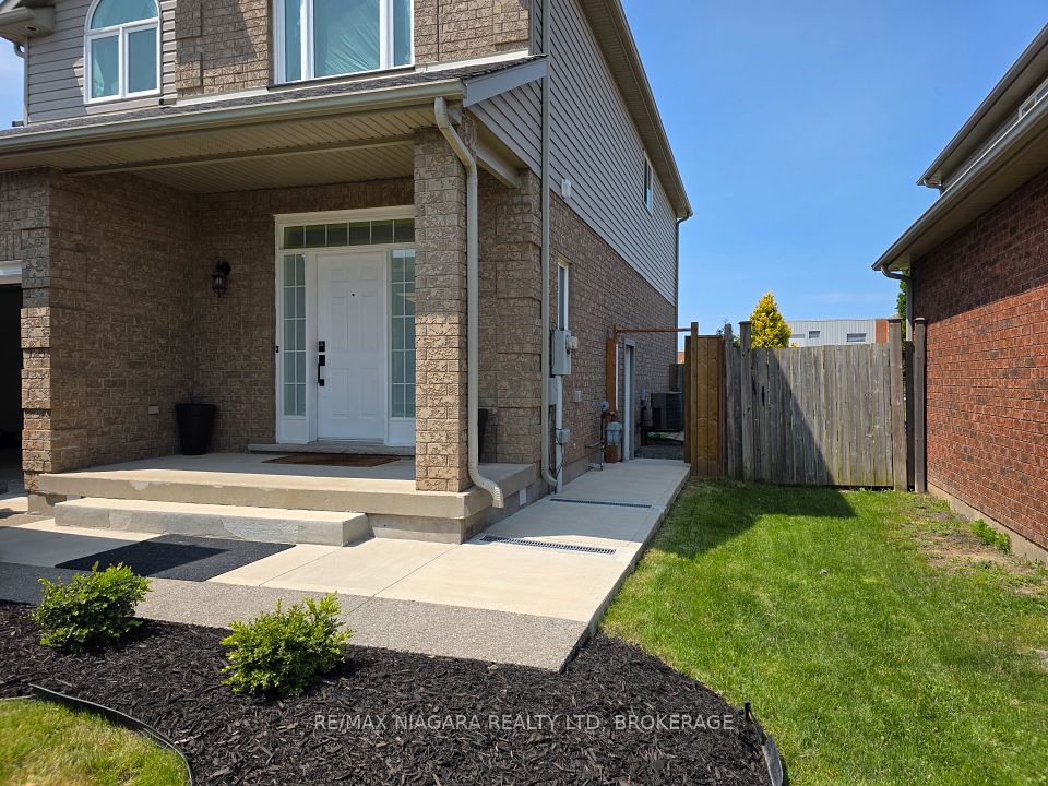 #Lower Level - 8383 Heikoop Crescent, Niagara Falls, ON L2H 3J7