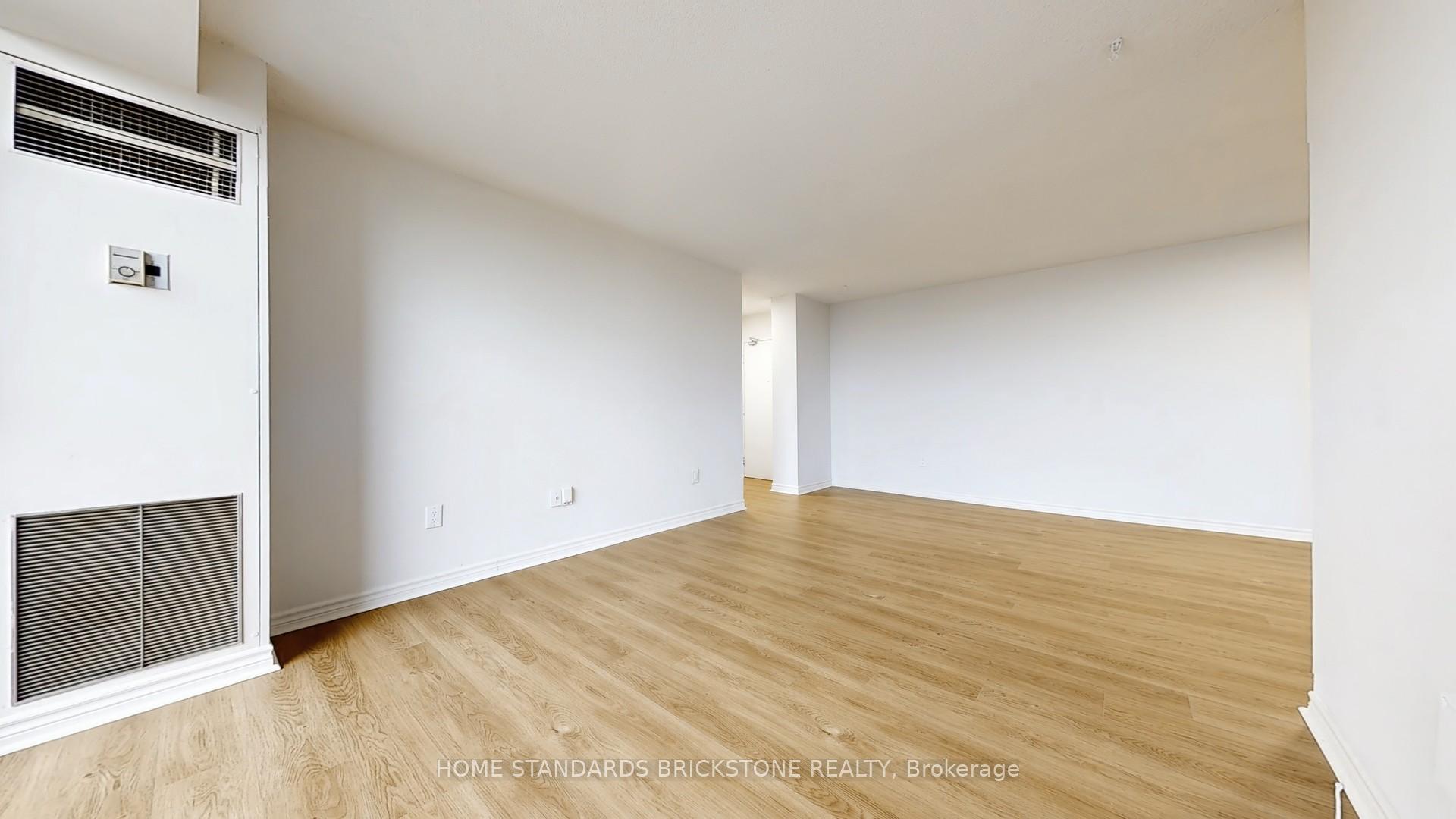 3 Bedrooms Condo at 205 Hilda, Toronto For sale