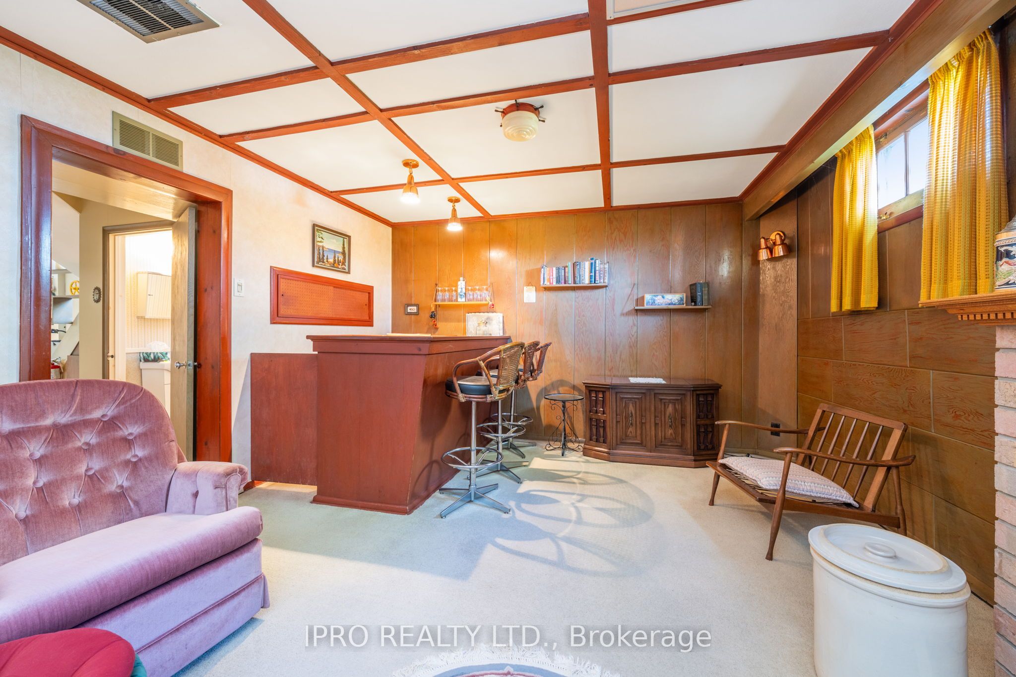 32 Cloverhill Road