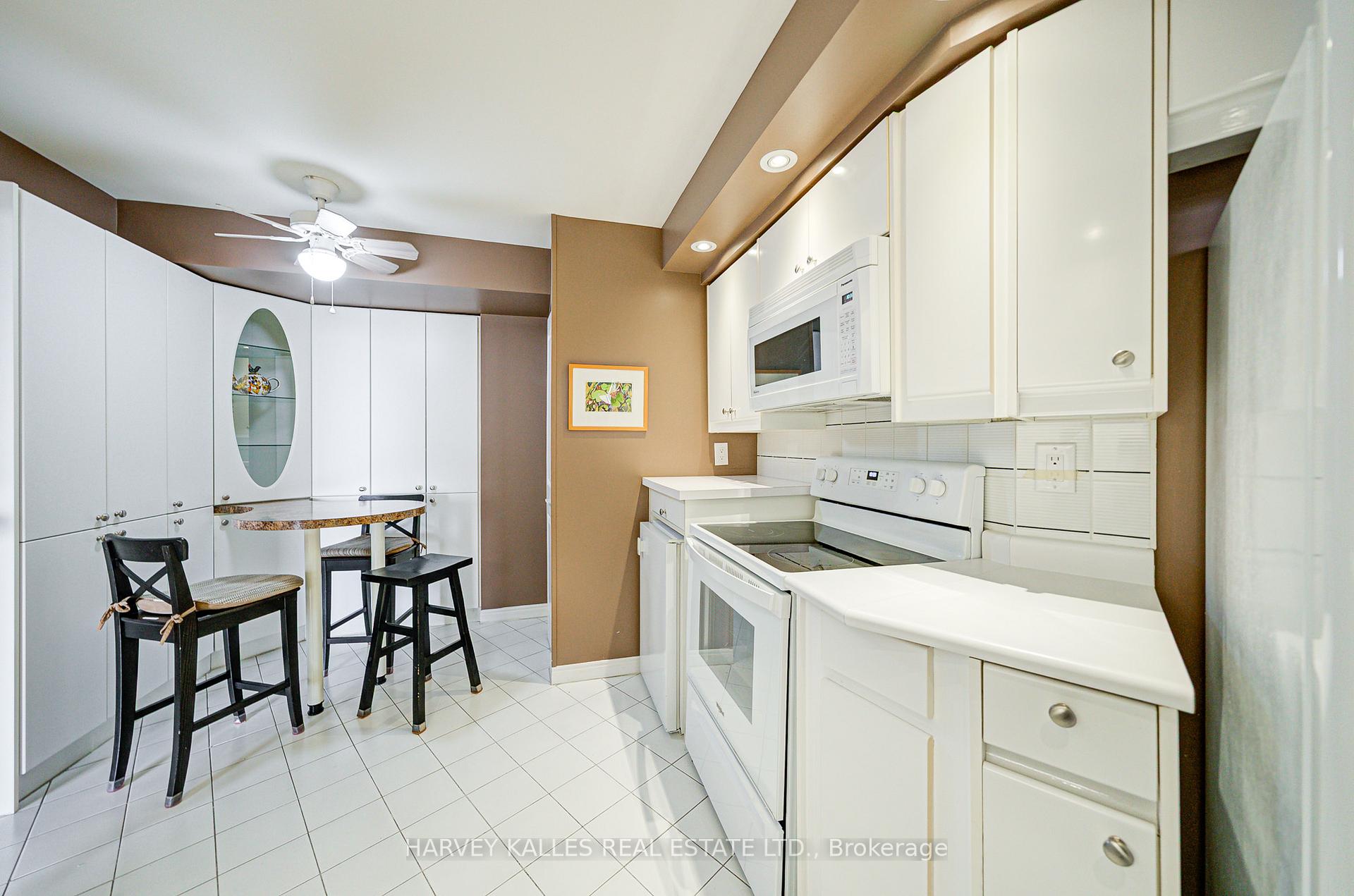 7250 Yonge Street 804