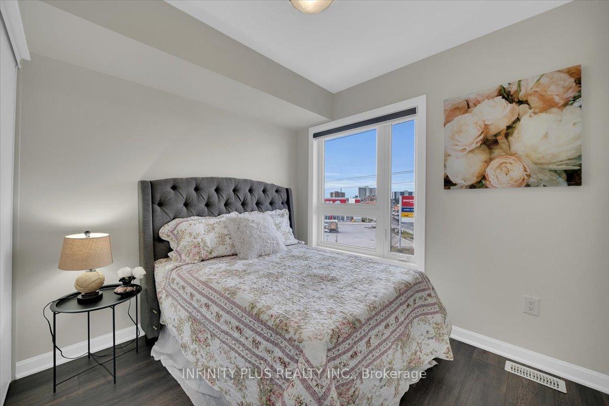 3 Bedrooms Condo at 1085 Danforth, Toronto For sale