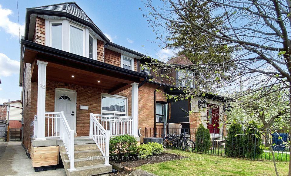 43 Greenlaw
