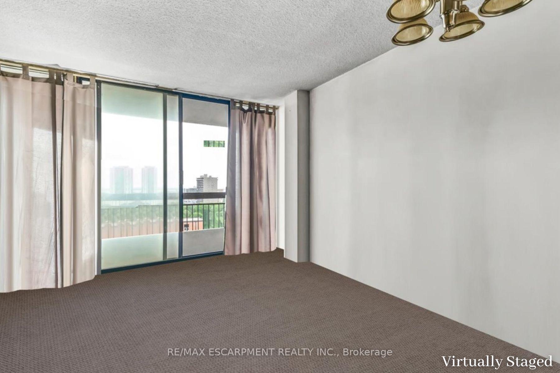 1 Bedroom Condo at 150 CHARLTON,  Hamilton For sale
