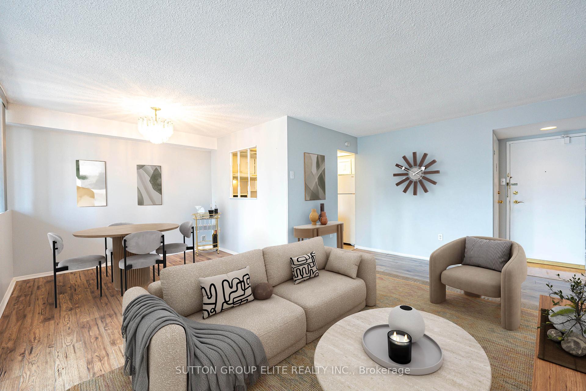 3 Bedrooms Condo at 3590 Kaneff,  Mississauga For sale