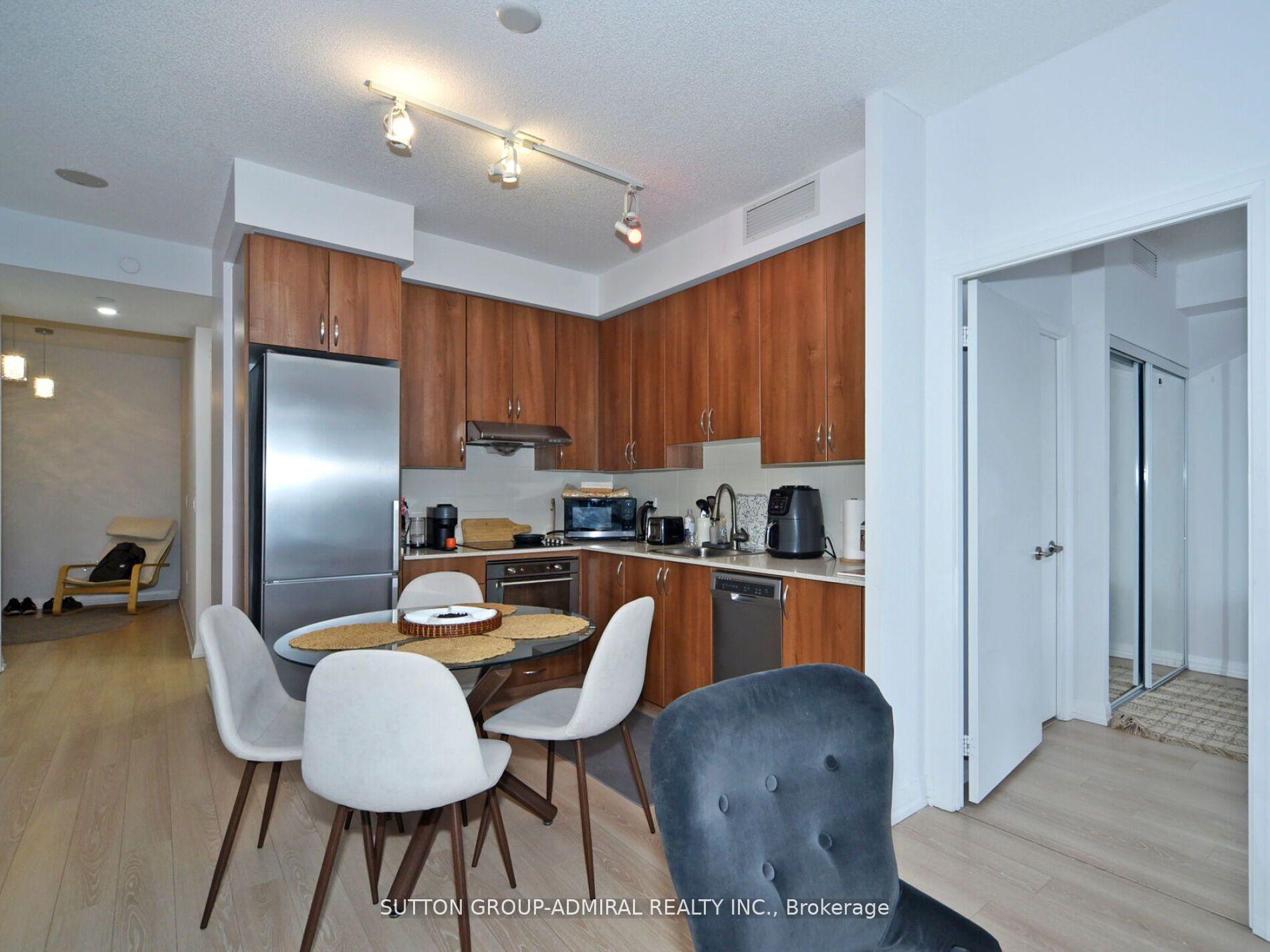 3 Bedrooms Condo at 55 Ann O’reilly, Toronto For sale