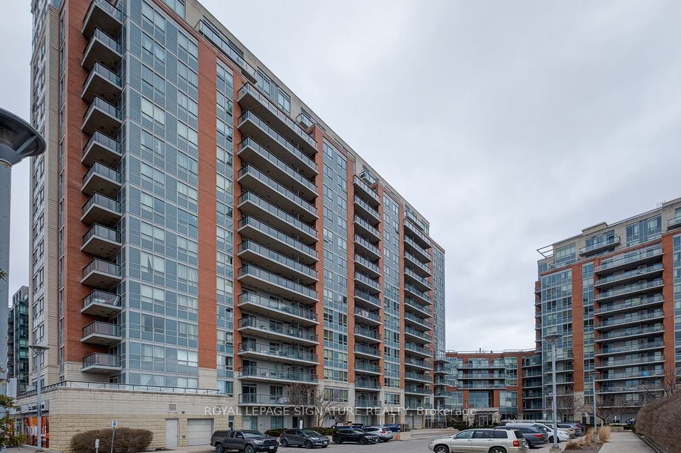 60 South Town Centre