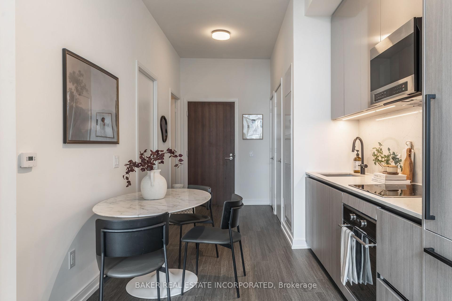 2 Bedrooms Condo at 425 Front, Toronto For sale