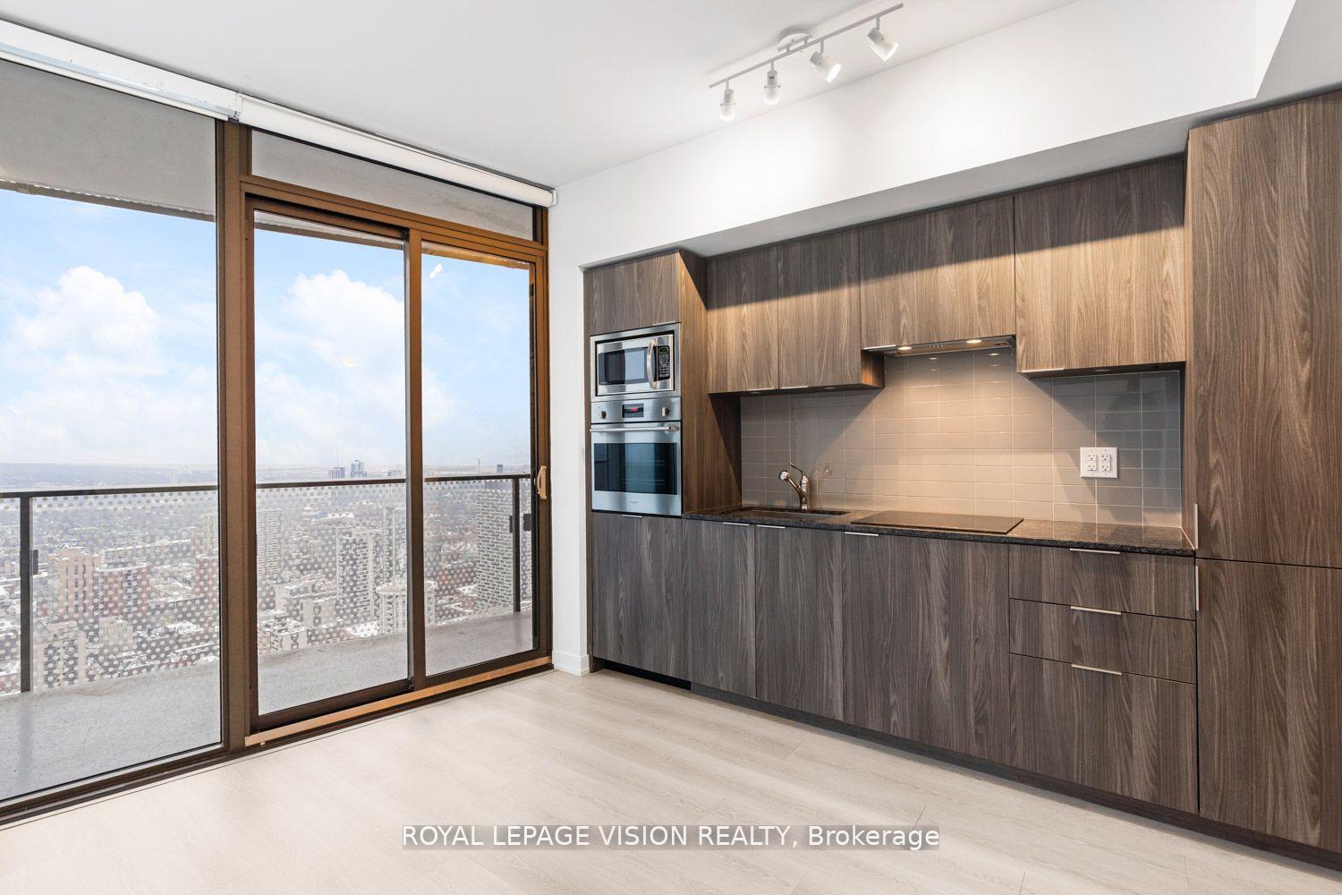 Condo at 11 Wellesley, Toronto For sale