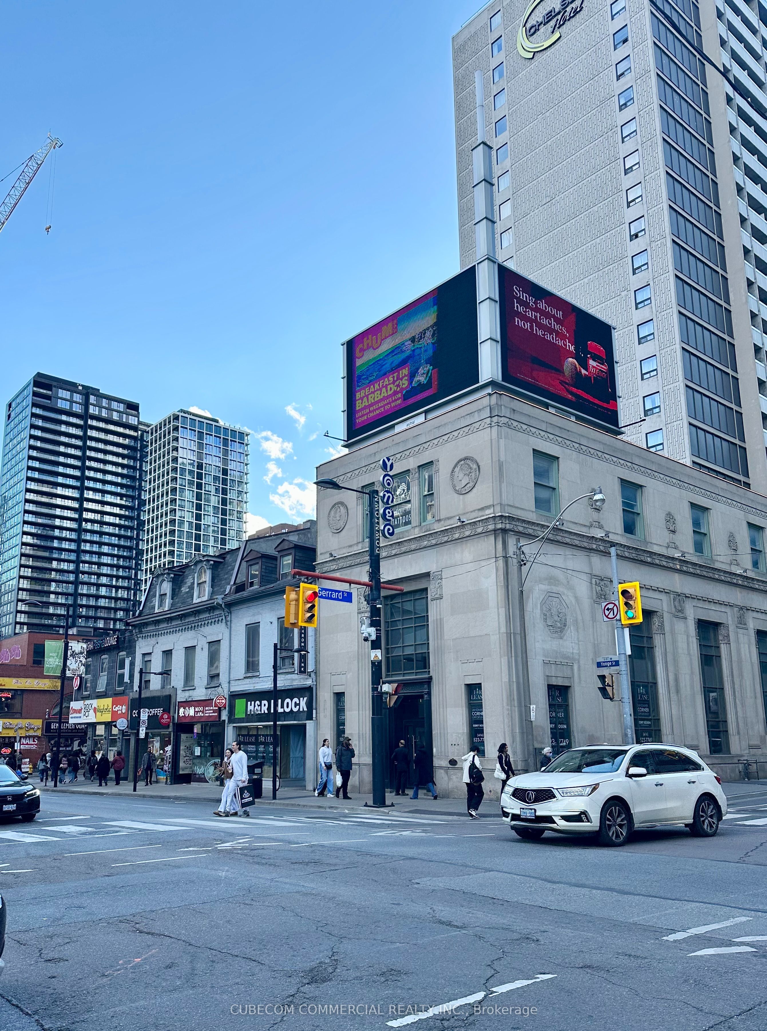 378 Yonge Street, #2nd Floor