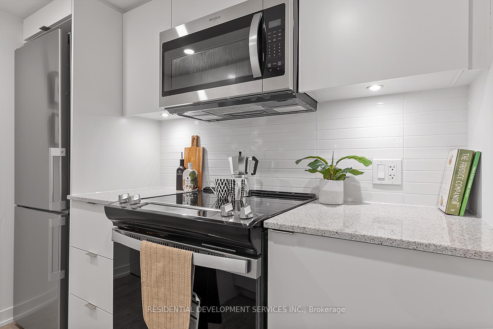 2 Bedrooms Condo at 500 Wilson,  Toronto For sale