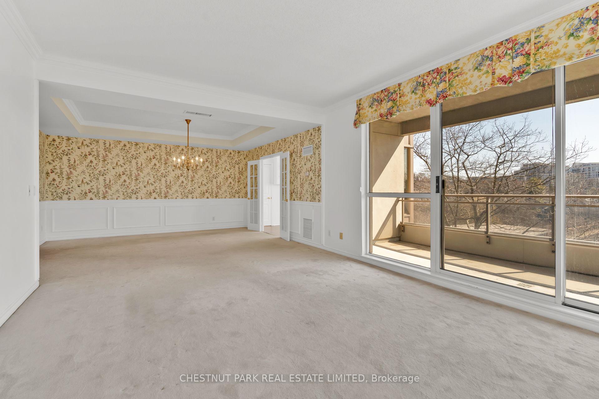 3 Bedrooms Condo at 2662 Bloor, Toronto For sale