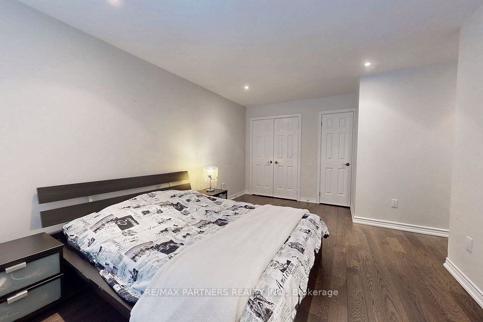 https://trreb-image.ampre.ca/6eWcqXPz-I900orZEPgQkHzzNouqOynb3EtUVO3MrpI/rs:fit:960:960/wm:.5:so:0:50:.4/wmsh:10/wmt:PHNwYW4gZm9yZWdyb3VuZD0nd2hpdGUnIGZvbnQ9JzY4Jz5SRS9NQVggUEFSVE5FUlMgUkVBTFRZIElOQy4sIEJyb2tlcmFnZTwvc3Bhbj4/cb:20250210172226/L3RycmViL2xpc3RpbmdzLzQwLzU0LzQyLzkzL3AvN2ZkOTRhNGEtMWYzNC00YTIxLWIwMmYtYjkyMzhhODNmNzYxLmpwZw.jpg