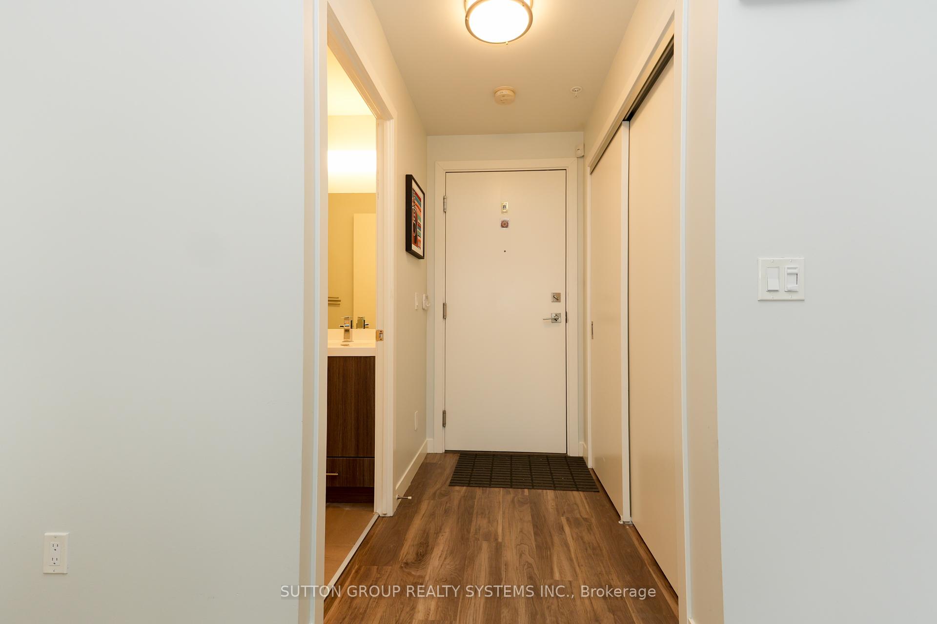 1 Bedroom Condo at 2087 Fairview, Burlington For sale