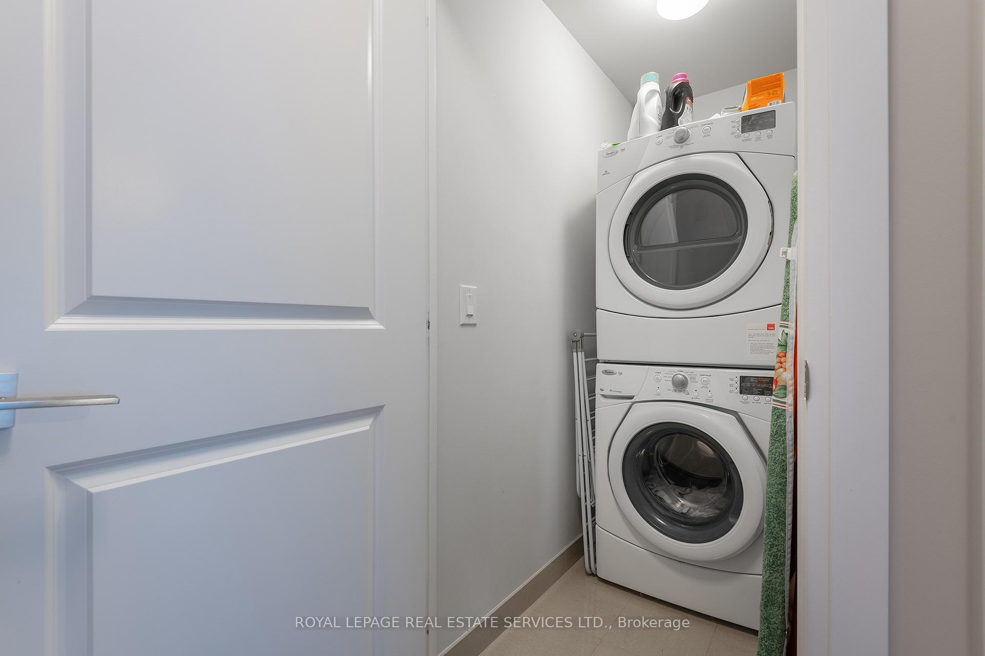 2 Bedrooms Condo at 1 Old Mill,  Toronto For sale