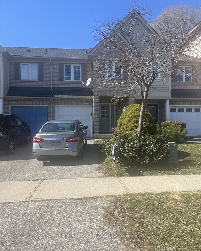 2069 Glenhampton