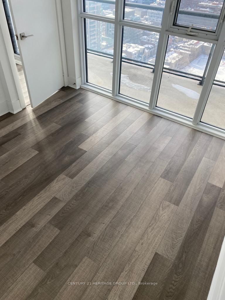 32 Davenport Road, #2508