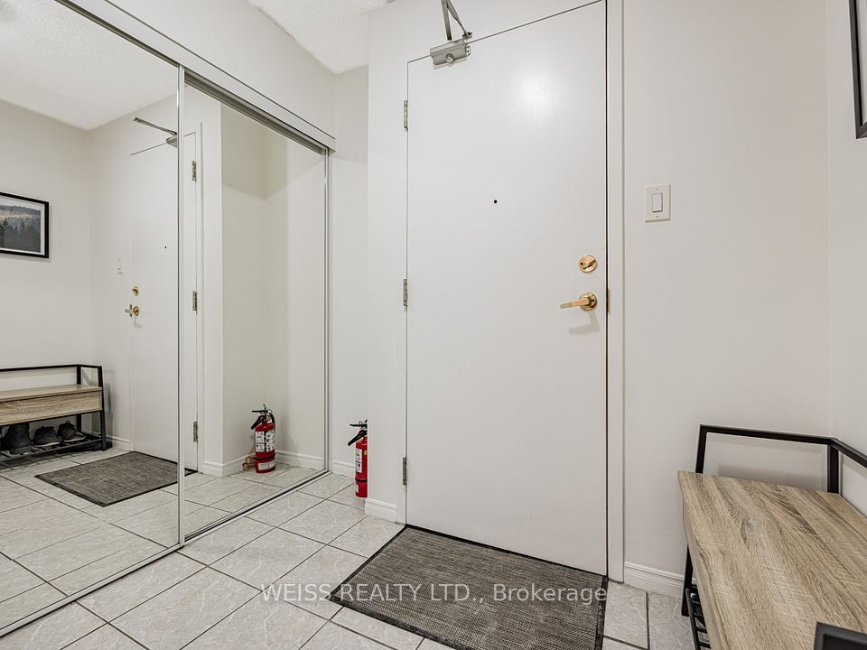 #210 - 300 Balliol Street, Toronto, ON M4S 3G6