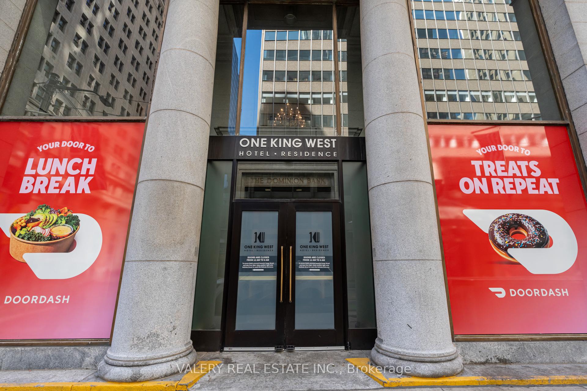 Condo at 1 King, Toronto For sale