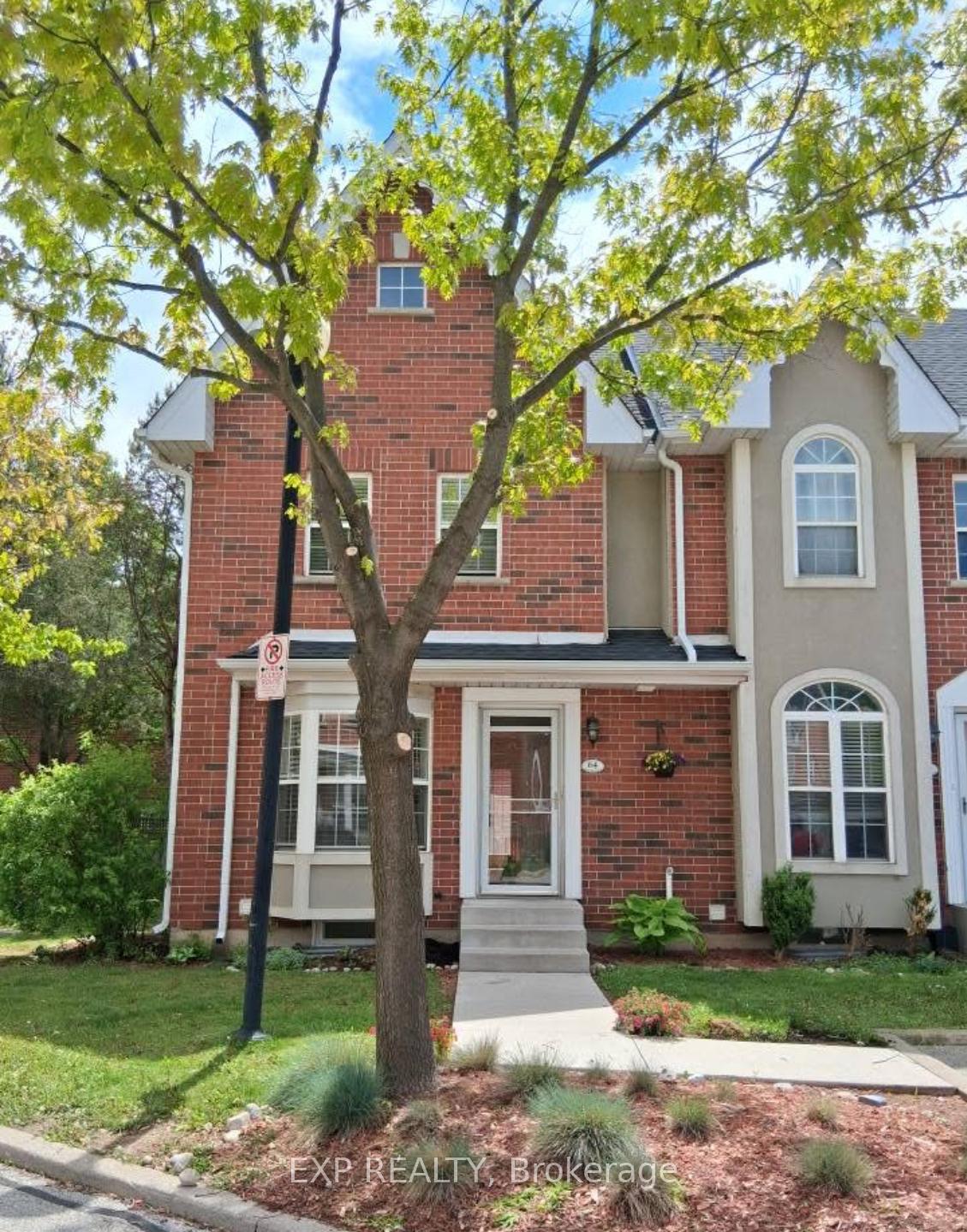 2 Bedrooms Condo at 4200 Kilmer, Burlington For sale